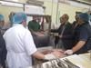 بازدید مدیر دفتر نمایندگی سازمان حج و زیارت در عراق از آشپزخانه پخت متمرکز