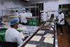 گزارش تصویری بازدید سرپرست حجاج ایرانی و رئیس سازمان حج و زیارت از فرآیند پخت نان ایرانی در آشپزخانه مرکزی مکه مکرمه