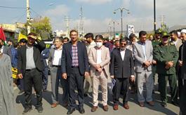 حضور کارکنان مدیریت حج وزیارت و کارگزاران زیارتی استان کهگیلویه و بویراحمد درمراسم راهپیمایی 13 آبان ماه 1402