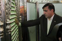 وزیر گردشگری عراق در حرم مطهر بنیانگذار جمهوری اسلامی ایران حضور یافت