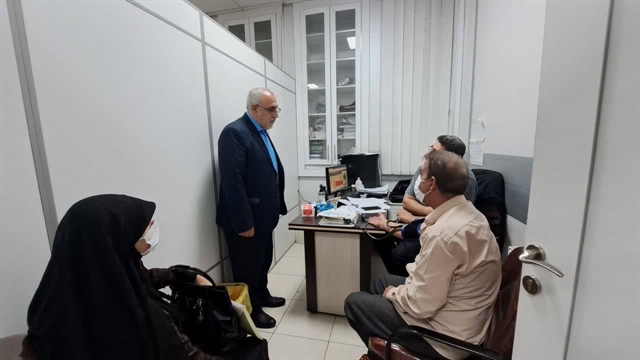 بازدید رئیس سازمان حج و زیارت از معاینات تعیین استطاعات پزشکی زائران حج تمتع 1402 