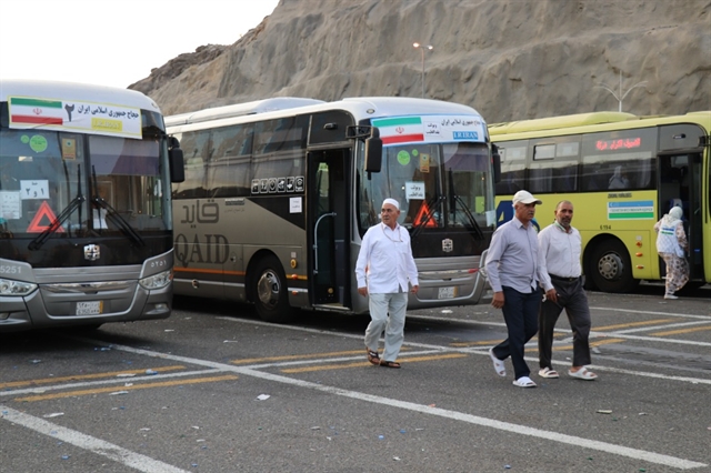 گزارش تصویری از حمل و نقل درون شهری حجاج ایرانی در مکه مکرمه 